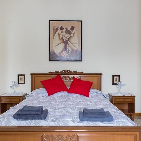 Appartement A Pochi Passi Dal Centro E Dall'Ospedale Di Parme Extérieur photo
