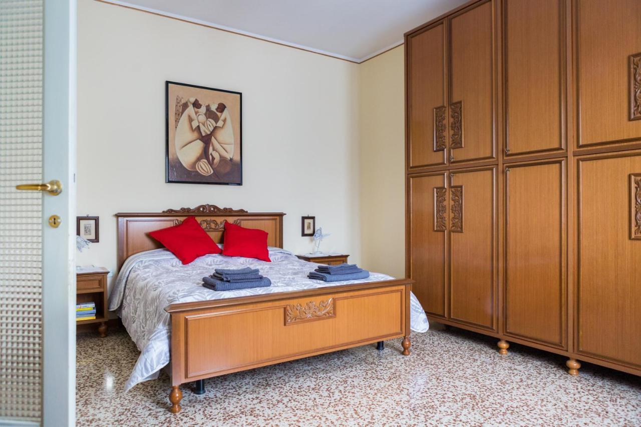 Appartement A Pochi Passi Dal Centro E Dall'Ospedale Di Parme Extérieur photo