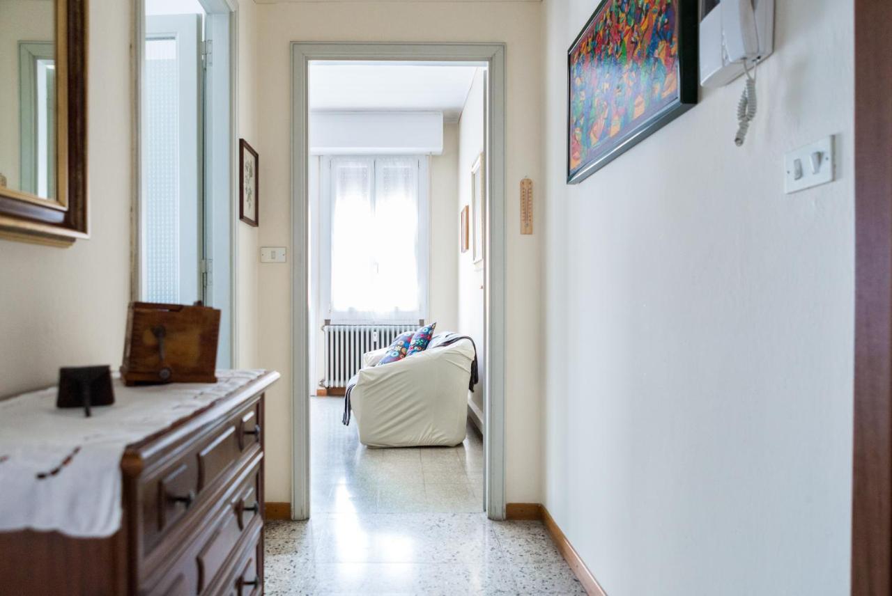 Appartement A Pochi Passi Dal Centro E Dall'Ospedale Di Parme Extérieur photo